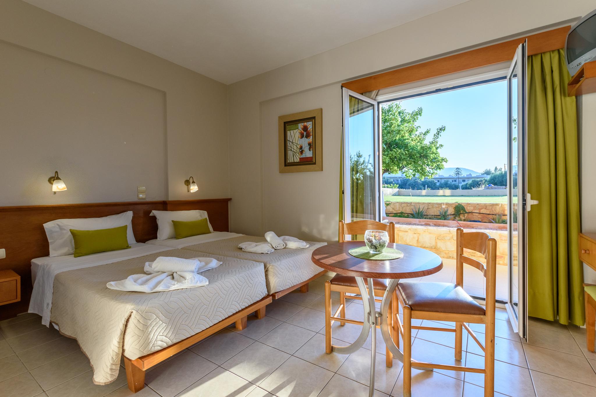 Danelis Studios & Apartments Malia Exterior foto